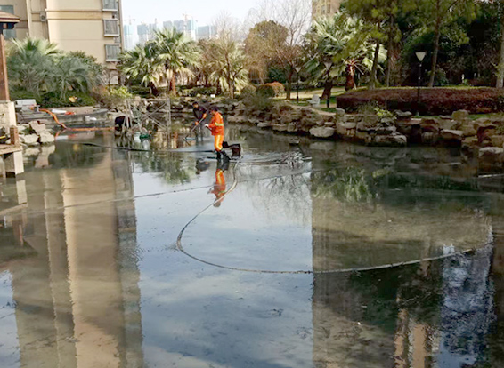 惠济景观池淤泥清理
