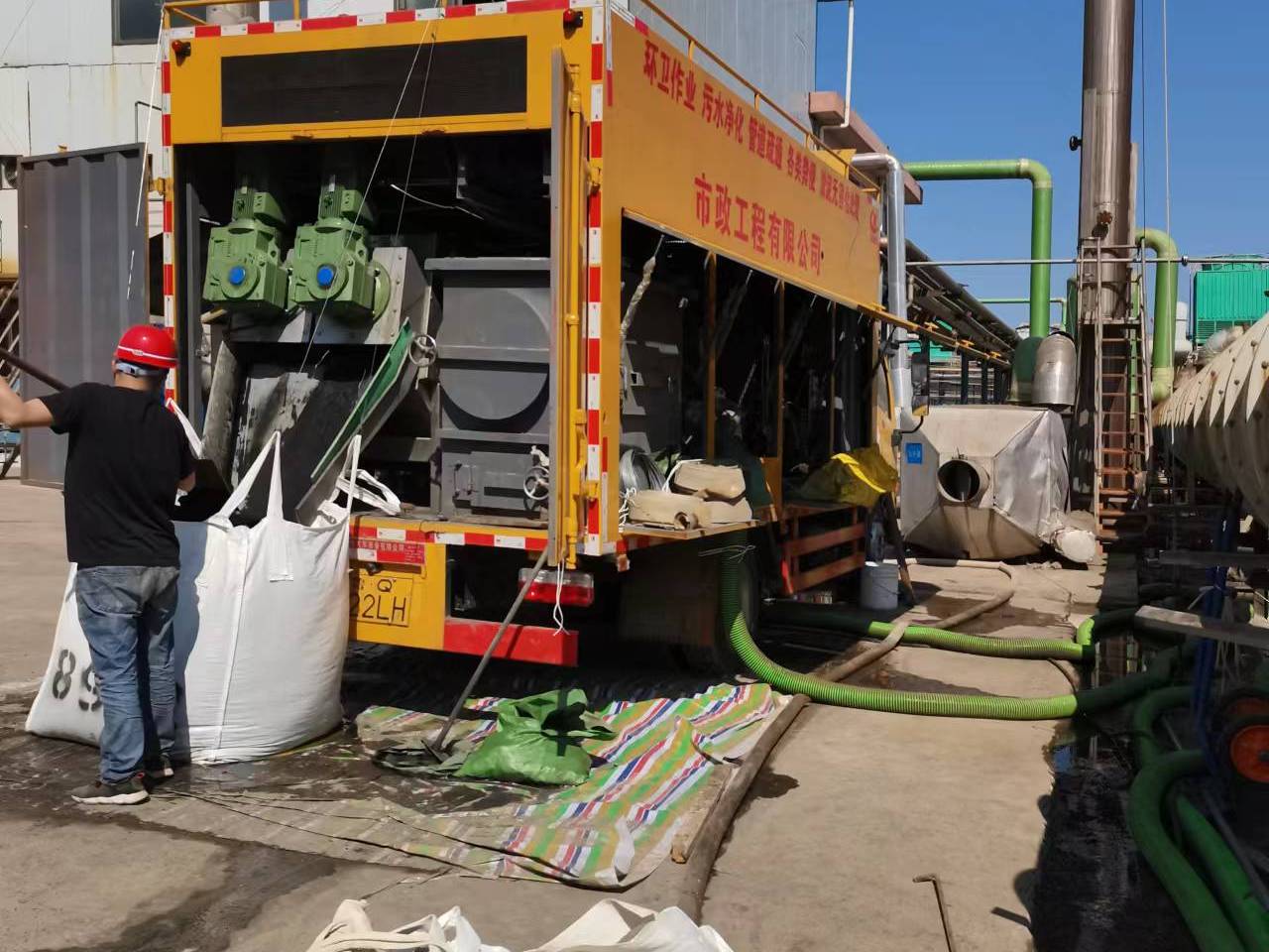 惠济淤泥压干处理